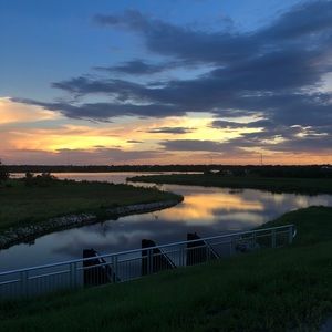 Meet your Posher, Avery